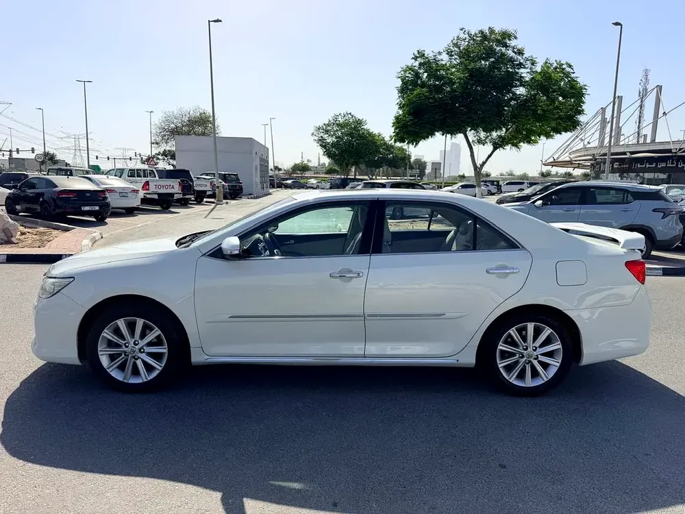Toyota Aurion 2013 Grande GCC Specs - Pristine Condition - Image 5