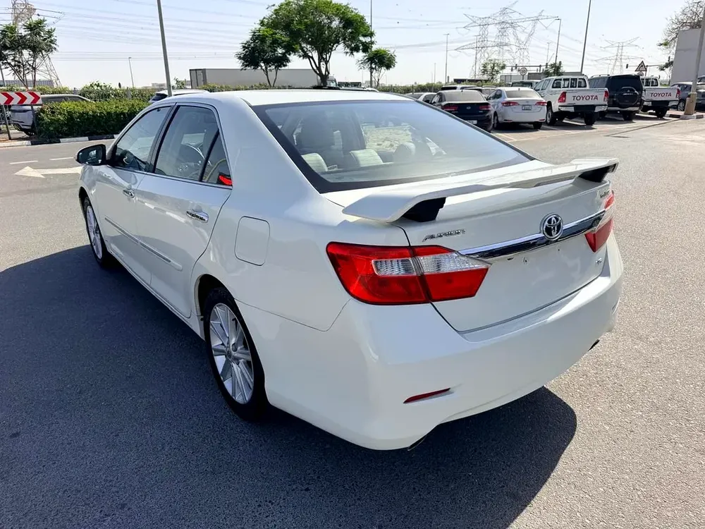 Toyota Aurion 2013 Grande GCC Specs - Pristine Condition - Image 8