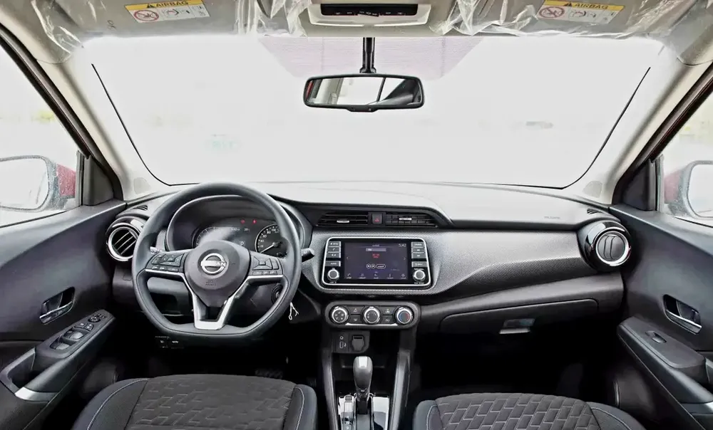 Nissan Kicks 2024 0% D:P  Insurancec & Registration free EMI starts 875 - Image 10