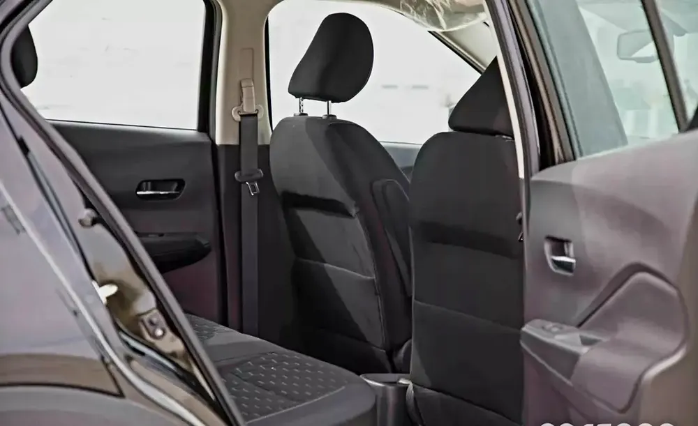 Nissan Kicks 2024 0% D:P  Insurancec & Registration free EMI starts 875 - Image 13