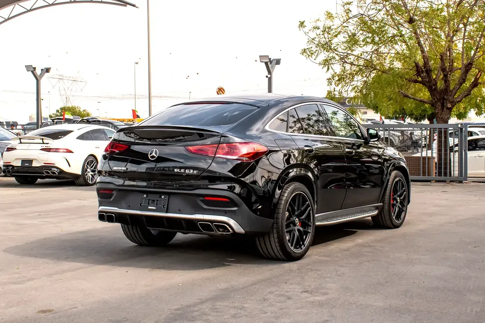 GLE 63 S 4MATIC+ AMG | 8,000 KM Only | Fresh Import | Excellent Condition - Image 6