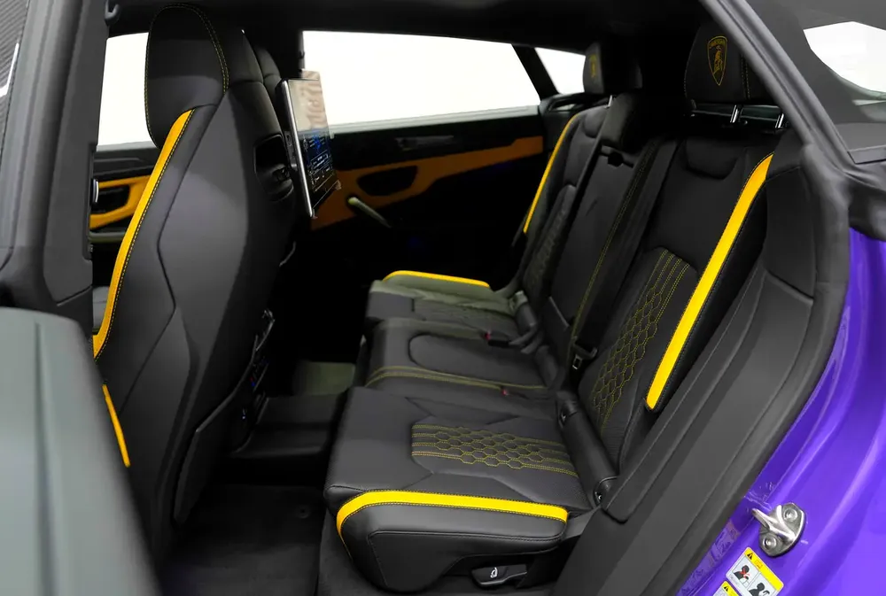 Lamborghini URUS SE 2025 | Certified Pre-Owned | Dealer Warranty | Service Contract - Image 13