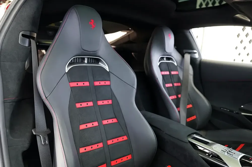 3 YEARS WARRANTY + 7 YEARS SERVICE | GCC | 12 CILINDIRI | COMFORT SEATS - Image 10