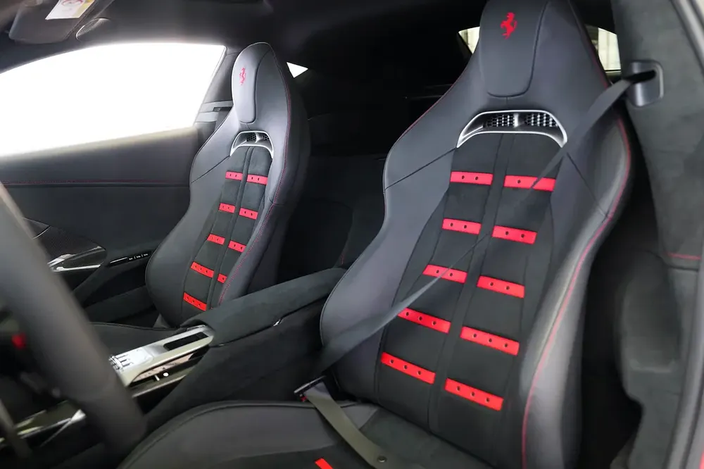 3 YEARS WARRANTY + 7 YEARS SERVICE | GCC | 12 CILINDIRI | COMFORT SEATS - Image 8