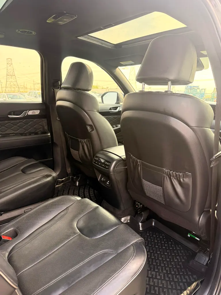 HYUNDAI PALISADE LIMITED - 2020 Panorama Roof With - 360 Camera - Image 10