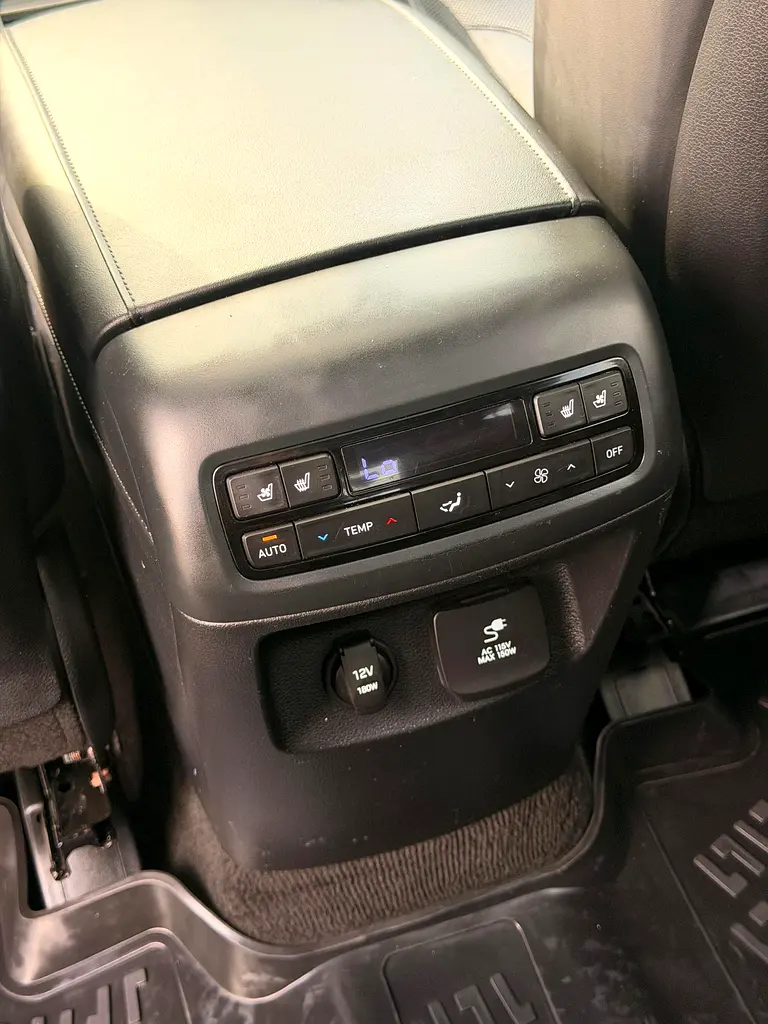 HYUNDAI PALISADE LIMITED - 2020 Panorama Roof With - 360 Camera - Image 15