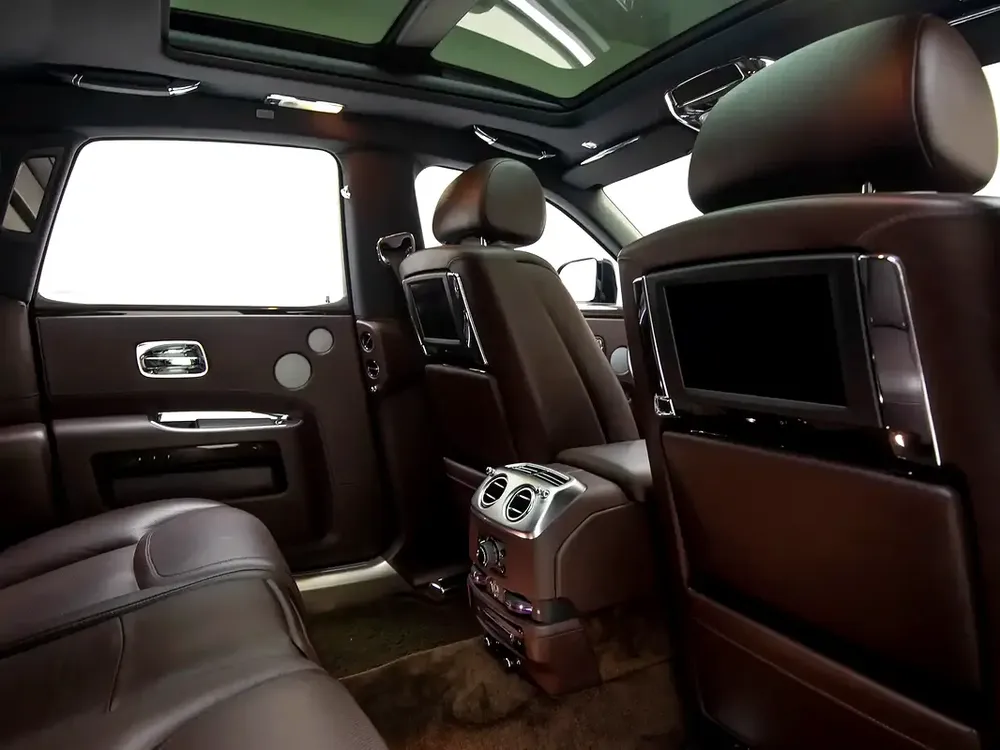 2016 | Rolls Royce | Ghost | GCC Spec - Image 16