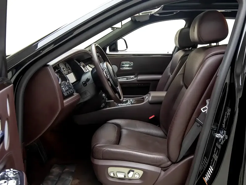 2016 | Rolls Royce | Ghost | GCC Spec - Image 9