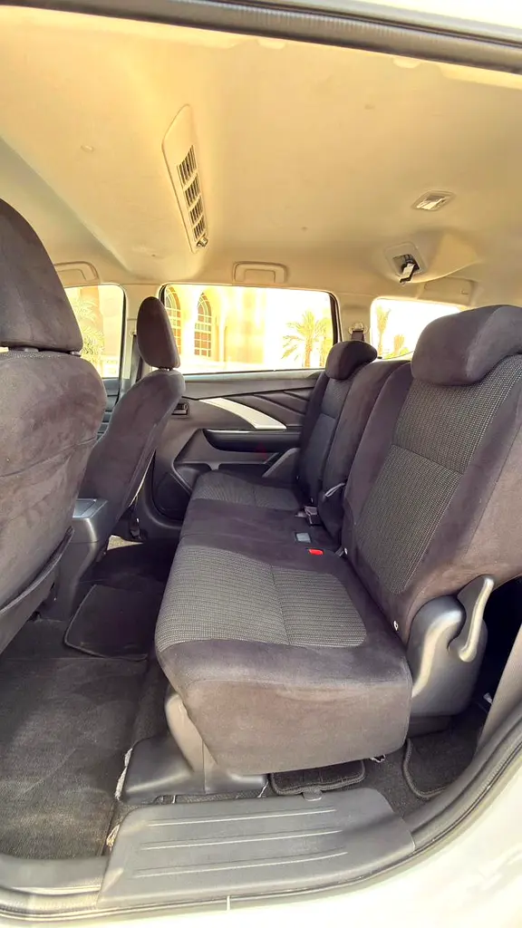 MITSUBISHI XPANDER -MEDIUM LINE 2024, GCC Specs,Original Paint, Perfect Condtion, No Accident, 2Keys - Image 14