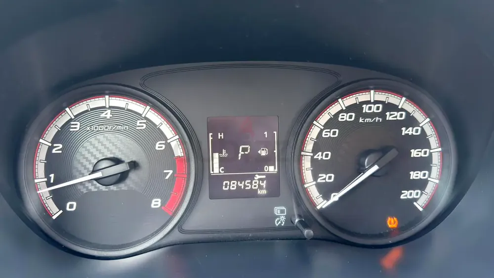 MITSUBISHI XPANDER -MEDIUM LINE 2024, GCC Specs,Original Paint, Perfect Condtion, No Accident, 2Keys - Image 17