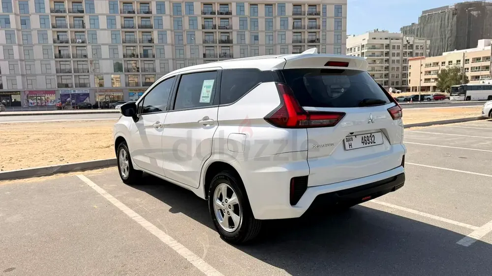 MITSUBISHI XPANDER -MEDIUM LINE 2024, GCC Specs,Original Paint, Perfect Condtion, No Accident, 2Keys - Image 5