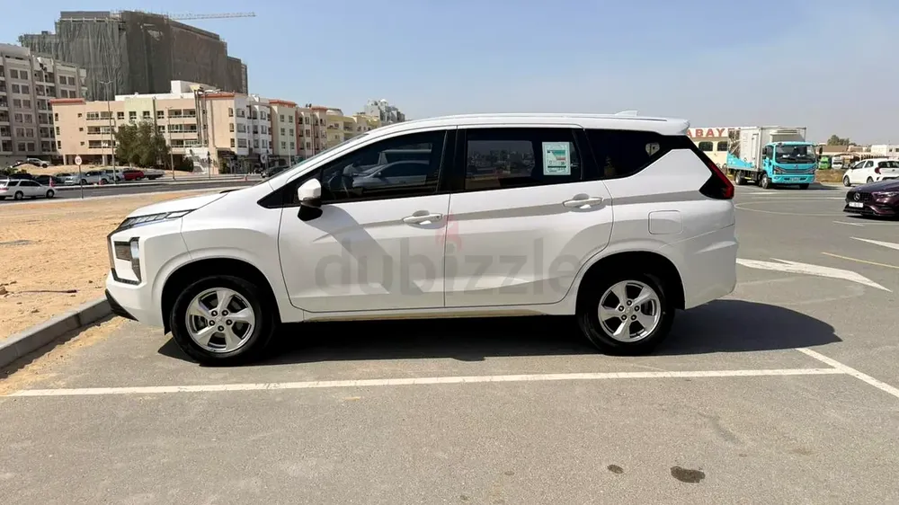 MITSUBISHI XPANDER -MEDIUM LINE 2024, GCC Specs,Original Paint, Perfect Condtion, No Accident, 2Keys - Image 6
