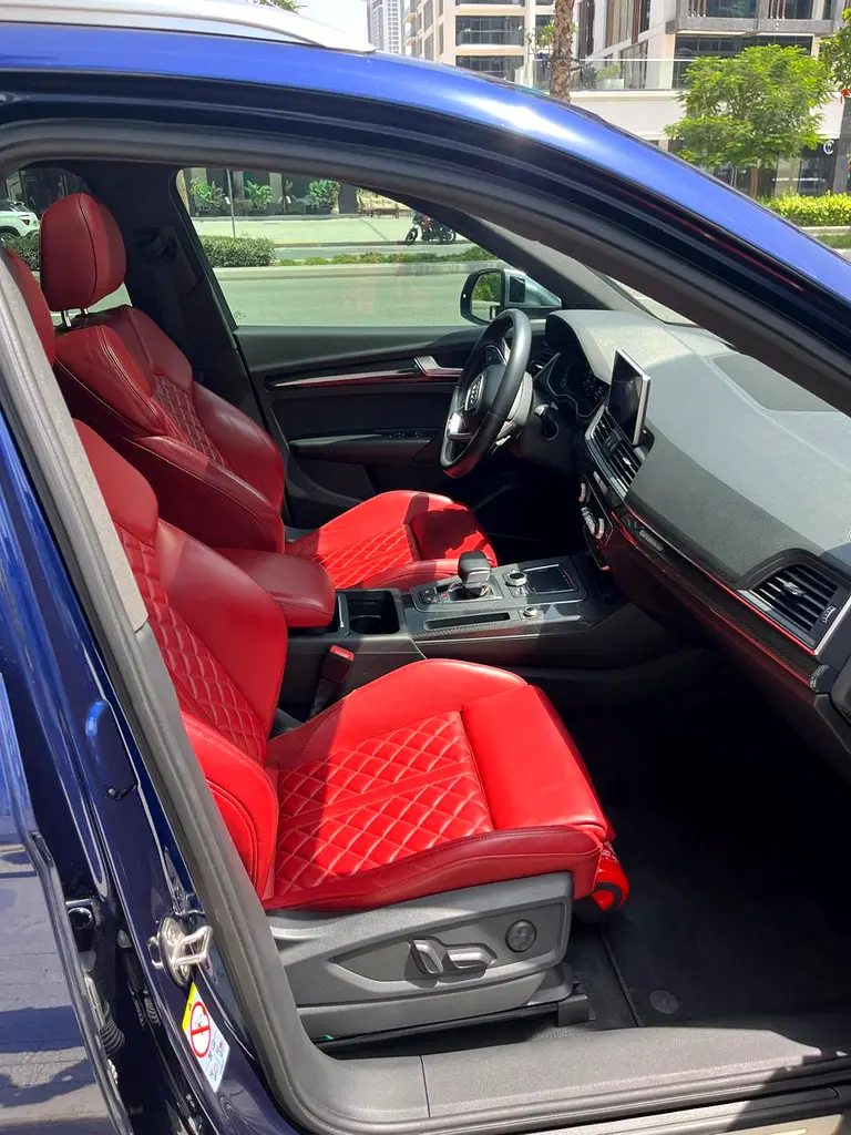 FOR A SPECIAL PRICE, SELLING MY AMAZING AUDI SQ5. LOW MILEAGE AND DEALER FULL SERVICE HISTORY. - Image 10
