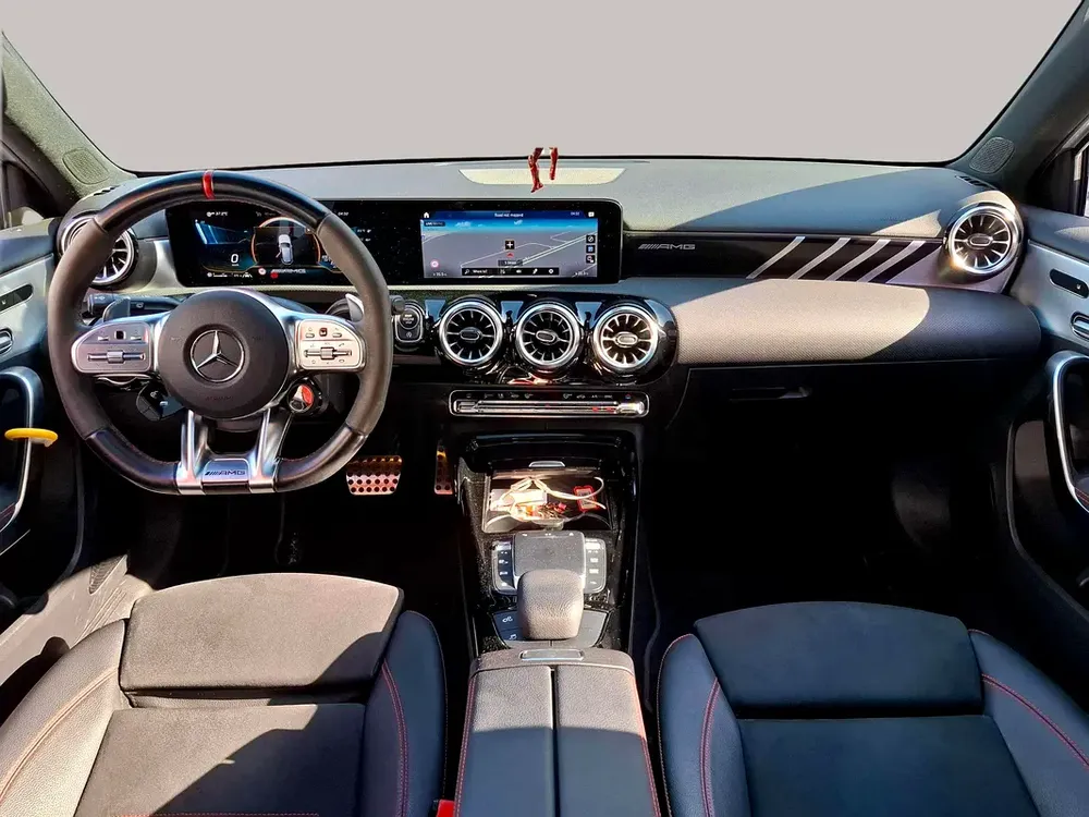 AED 2052/month | 2021 Mercedes-Benz A-Class A 35 AMG 4MATIC | GCC Specs | Ref#459503 - Image 9