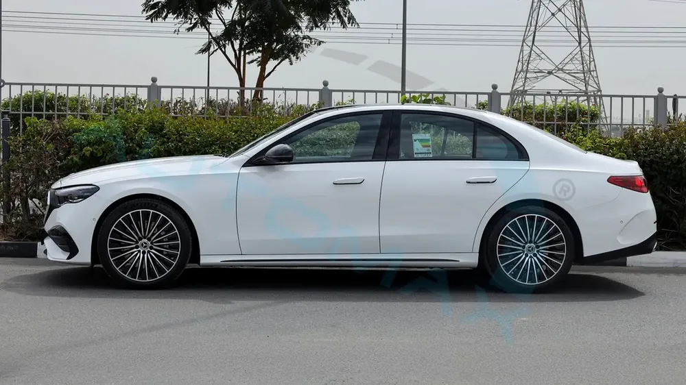( Eid al-Adha Offer ) 2026 Mercedes-Benz E 300 AMG 2.0T RWD GCC 0Km With 2 Years Warranty - Image 19
