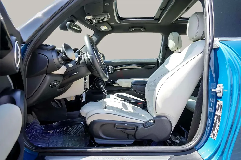 AED 1748/month | 2023 MINI Cooper  | GCC Specs | Ref#433888 - Image 12