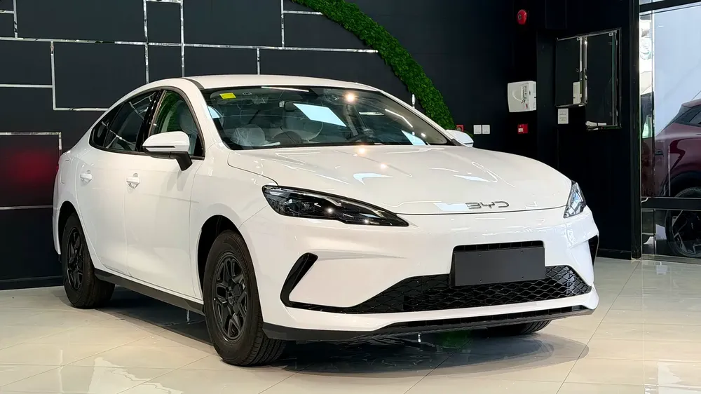 Brand New 2025 BYD Seal 05 Comfort - Electric Performance - Chinese Specs - Image 12