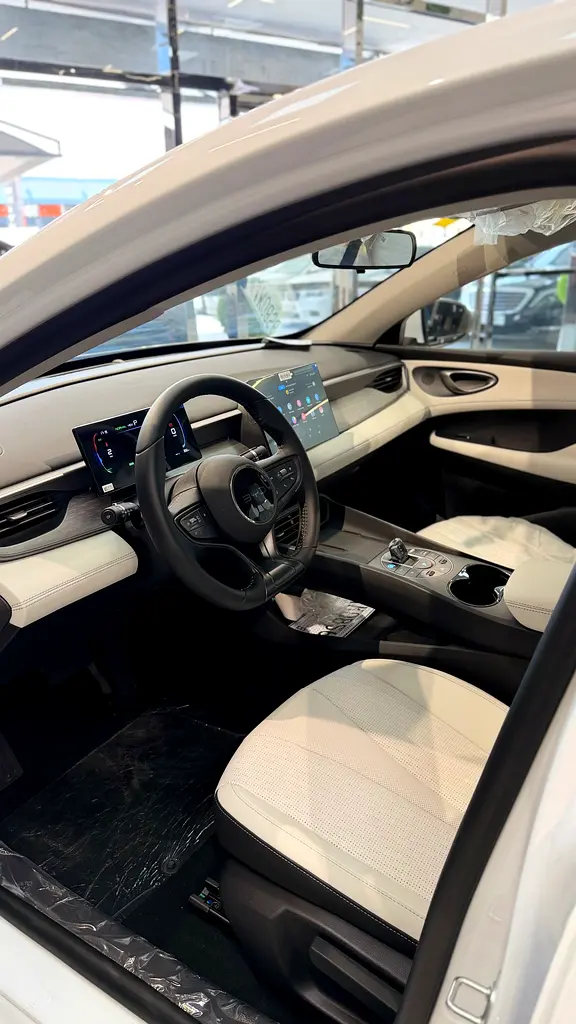 Brand New 2025 BYD Seal 05 Comfort - Electric Performance - Chinese Specs - Image 5