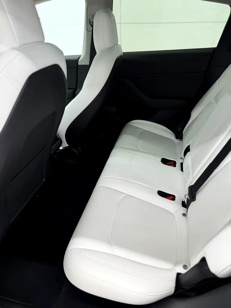 Tesla Model Y Long Range AWD 2022 GCC Specs - Image 9
