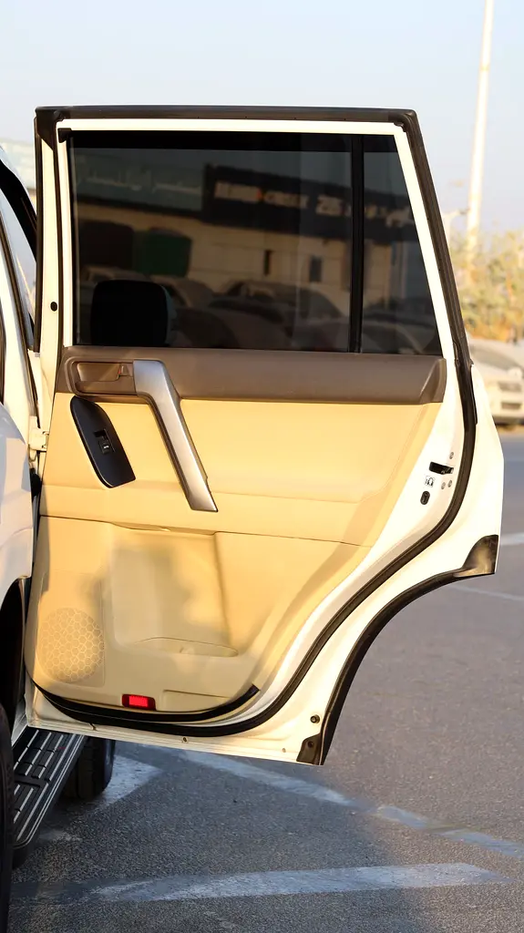 TOYOTA LANDCRUISER PRADO - Image 20