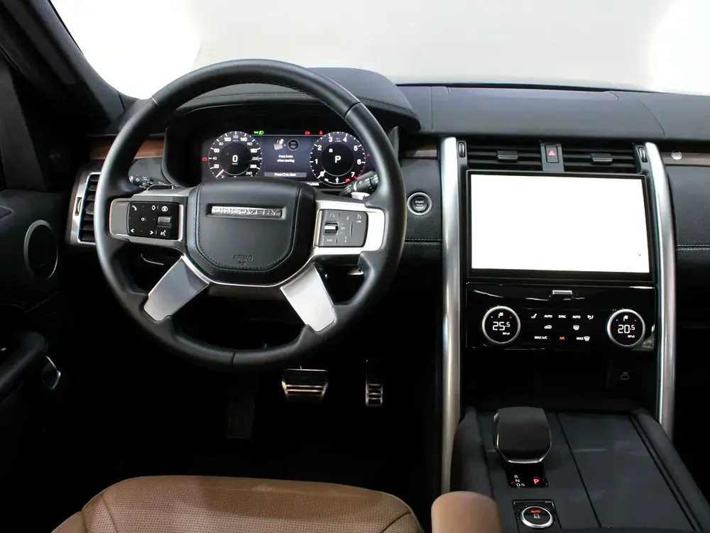 2024 - Land Rover Discovery P360 Dynamic HSE V6 with warranty - Image 16