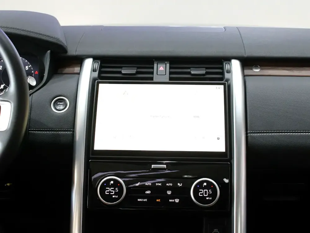 2024 - Land Rover Discovery P360 Dynamic HSE V6 with warranty - Image 18