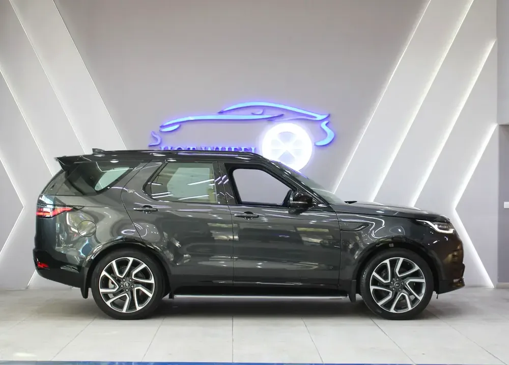 2024 - Land Rover Discovery P360 Dynamic HSE V6 with warranty - Image 6