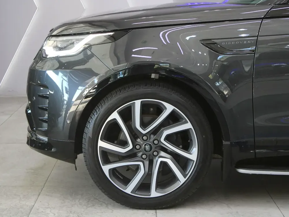 2024 - Land Rover Discovery P360 Dynamic HSE V6 with warranty - Image 8