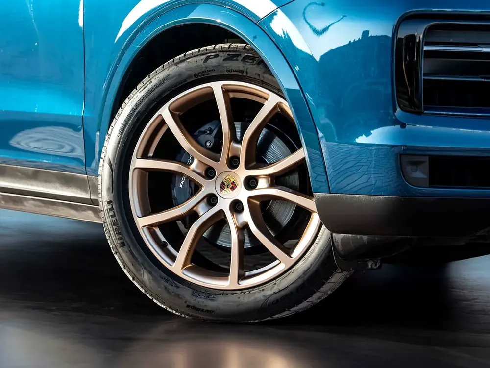 0% DOWN PAYMENT | PERFORMANCE PULSE UPGRADE | CAYENNE COUPE | UNICORN SPEC | PORSCHE WARRANTY - Image 6