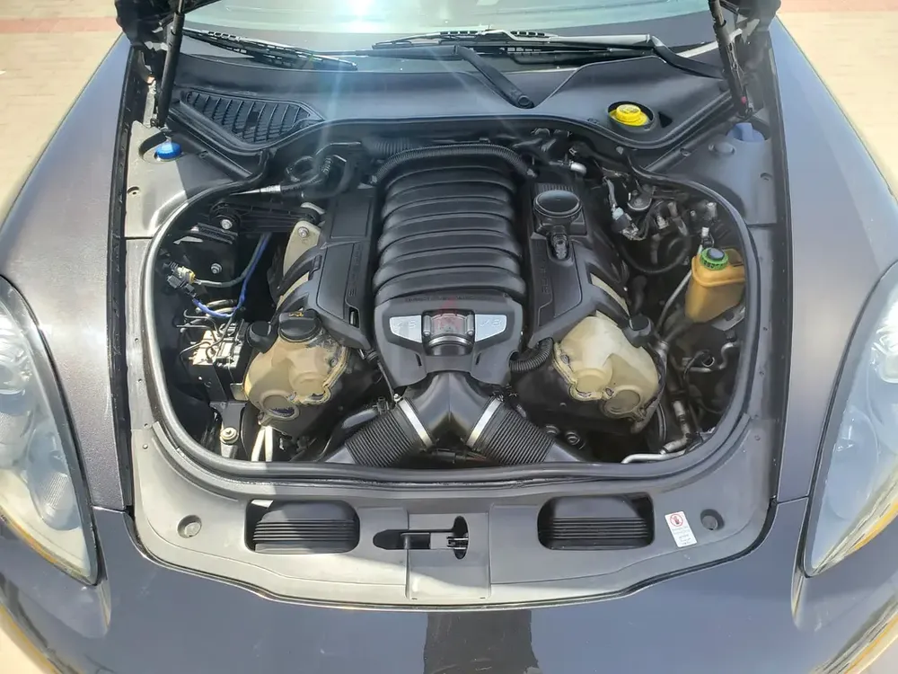 Porsche Panamera 4S 2012 | V8 4.8L | Sports Exhaust | GCC Specs - Image 14