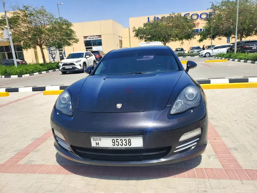 Porsche Panamera 4S 2012 | V8 4.8L | Sports Exhaust | GCC Specs - Image 5