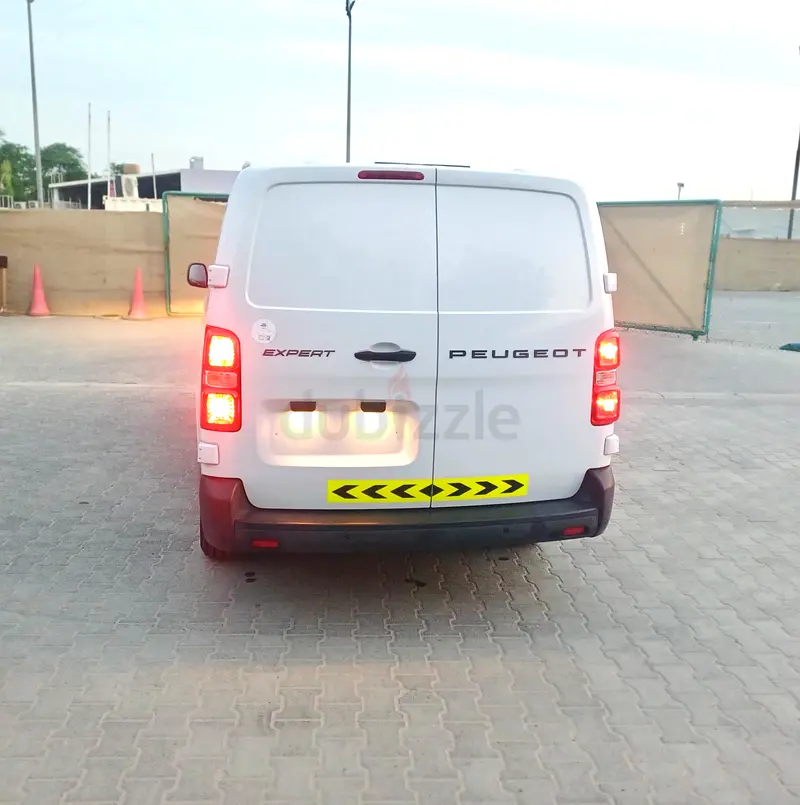 Peugeot Expert 2025 GCC Specs Brand New - Image 13