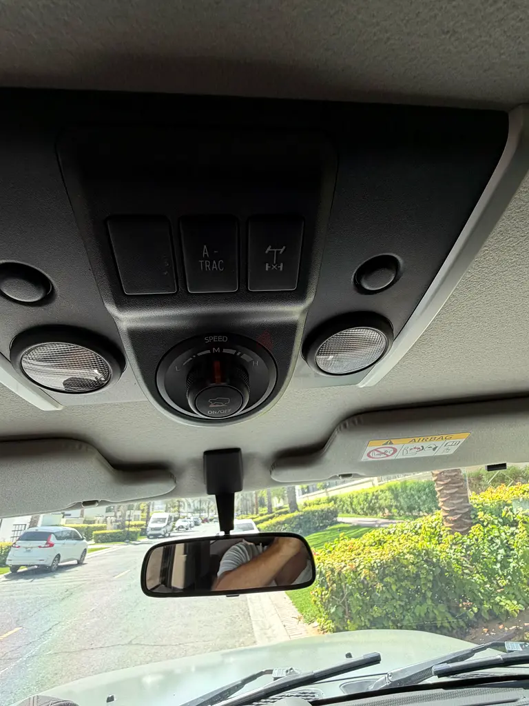 Toyota FJ Cruiser GXR 2018 | GCC Specs | Excellent Condition - Image 6