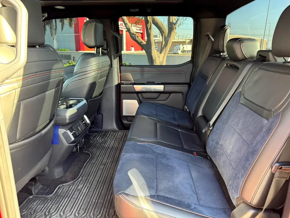 **2022**37 GCC SPEC NEAT AND CLEAN UNDER WARRANTY - Image 12