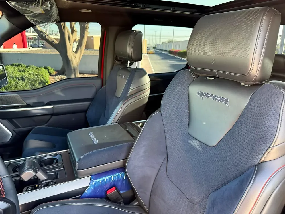 **2022**37 GCC SPEC NEAT AND CLEAN UNDER WARRANTY - Image 5