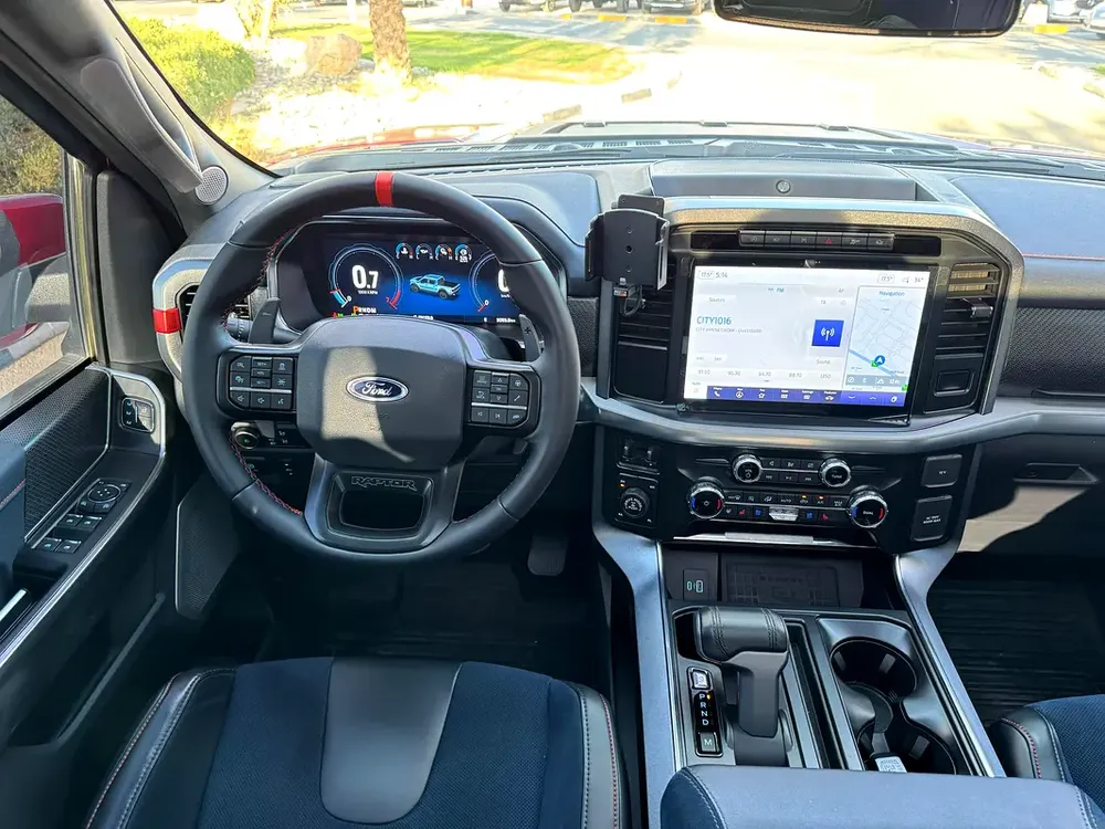 **2022**37 GCC SPEC NEAT AND CLEAN UNDER WARRANTY - Image 9