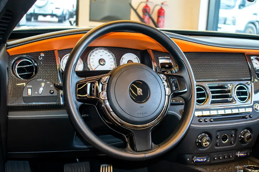 Rolls-Royce Dawn - Image 15