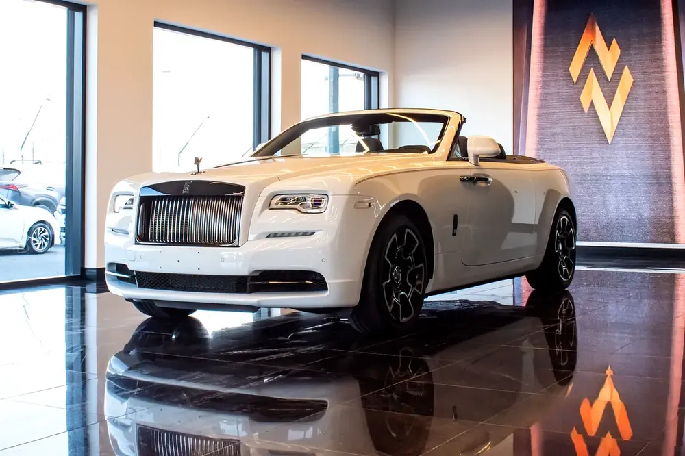Rolls-Royce Dawn - Image 4