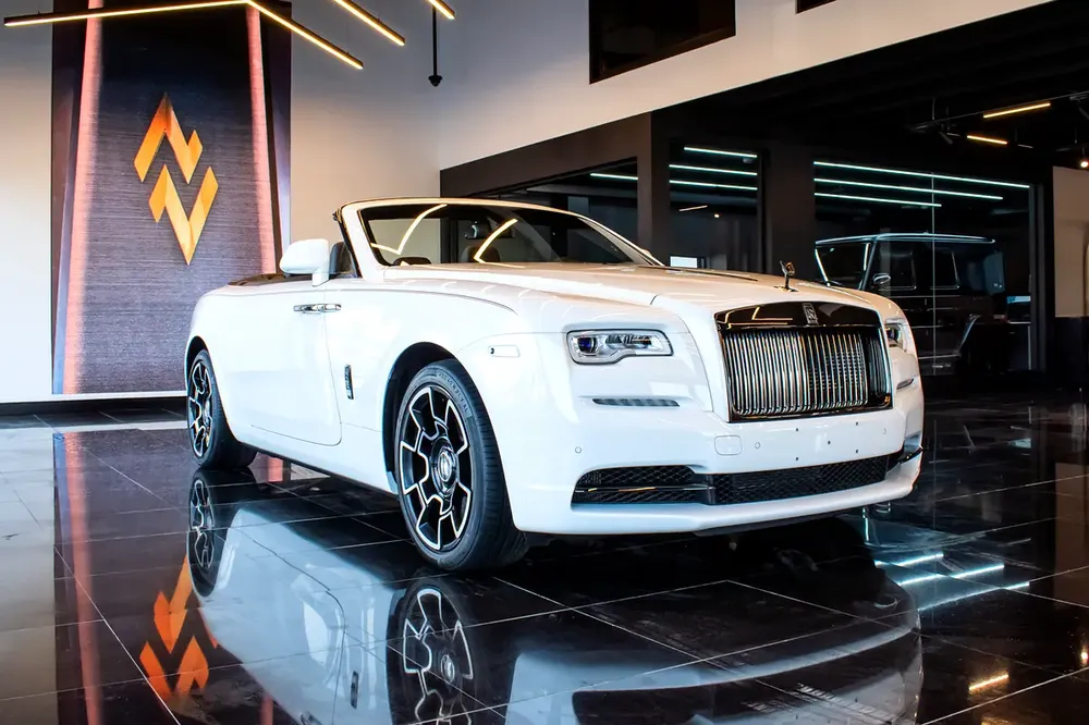 Rolls-Royce Dawn - Image 9