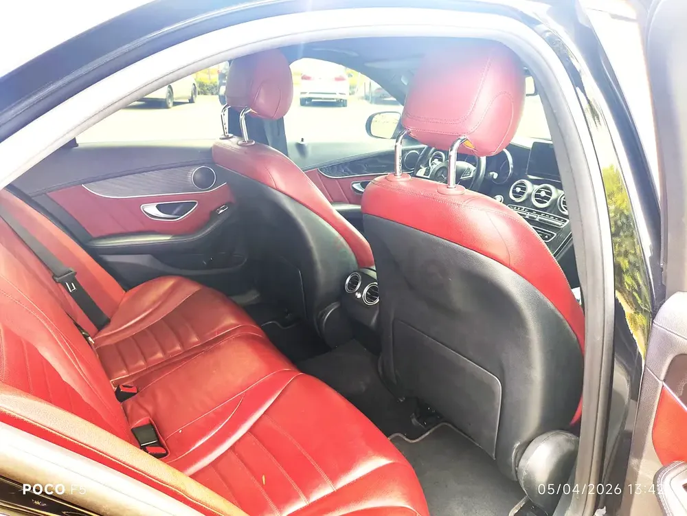 MERCEDES BENZ C200 2.0 TURBO/ 13KMS PER LTR/ EXCELLENT CONDITION- FAMILY USED - Image 10