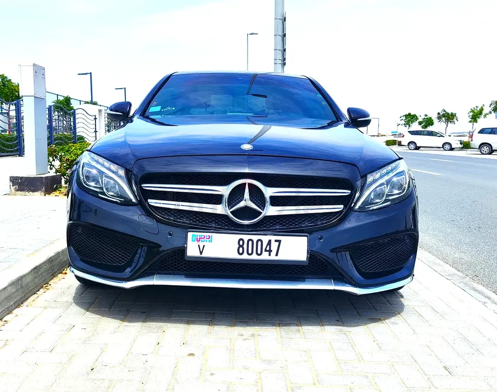 MERCEDES BENZ C200 2.0 TURBO/ 13KMS PER LTR/ EXCELLENT CONDITION- FAMILY USED - Image 4