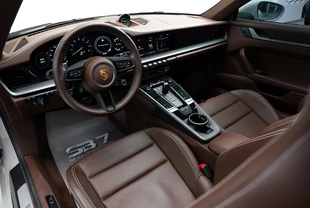 Porsche 911 Carrera 2022 | GCC Specs Naboodah warranty I  Lifting system front axle I Adaptive CC - Image 6
