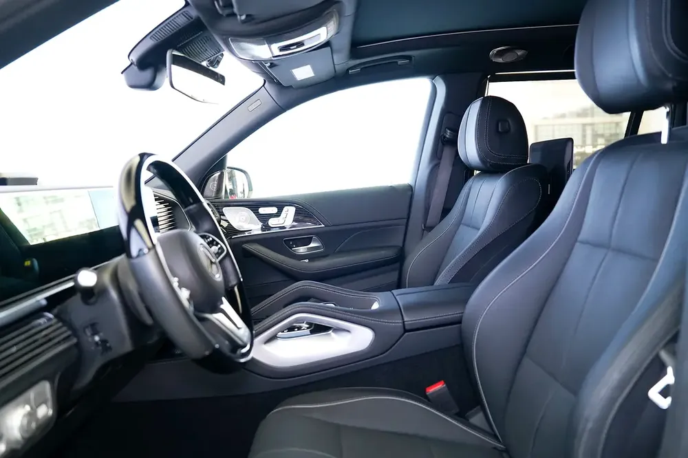 MAYBACH GLS 600 | LEG REST | REAR ENTERTAINMENT | BURMESTER AUDIO | WARRANTY AVAILABLE - Image 8