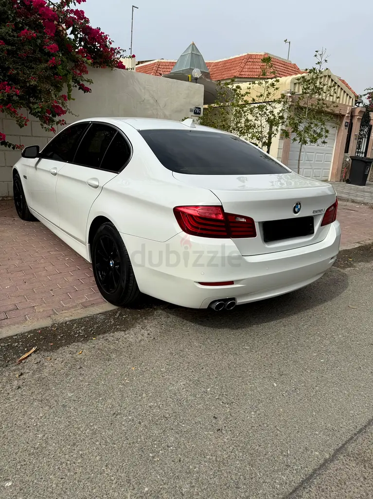 IMMACULATE CONDITIONS 2015 BMW 528 - Image 5