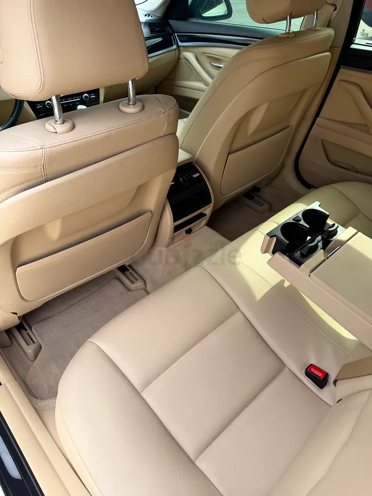 IMMACULATE CONDITIONS 2015 BMW 528 - Image 8