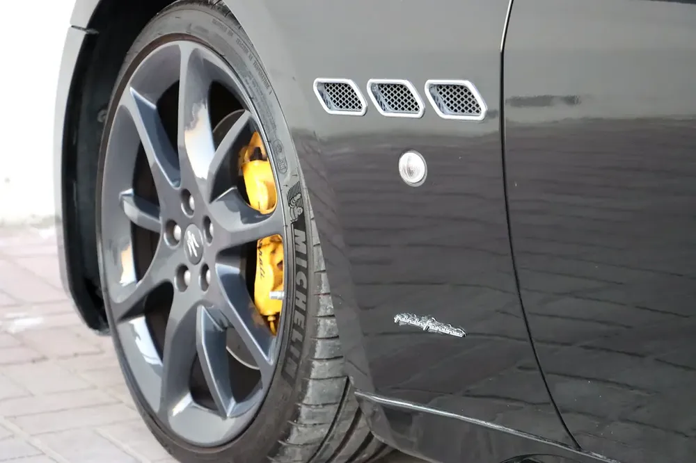 GCC Spec... Maserati GranTurismo Sport 2014.. Only 57000 kms !! - Image 10