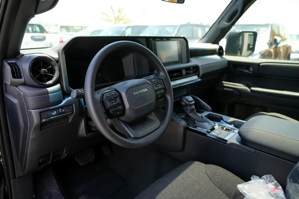 Toyota Prado All-rounder 2.8 DSL 2026 GCC Specs - Image 12