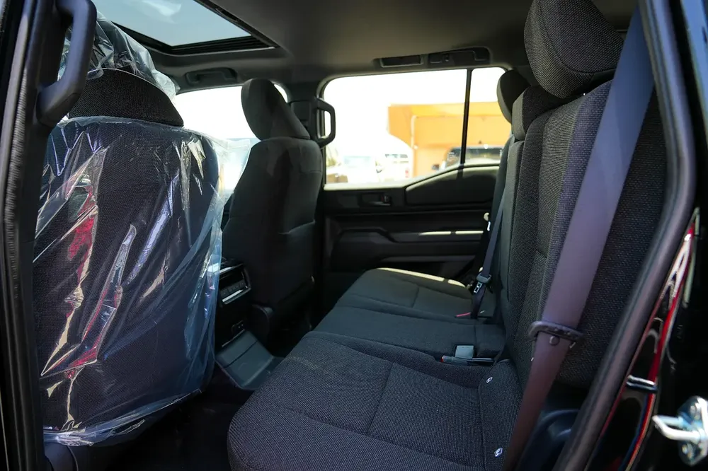 Toyota Prado All-rounder 2.8 DSL 2026 GCC Specs - Image 16