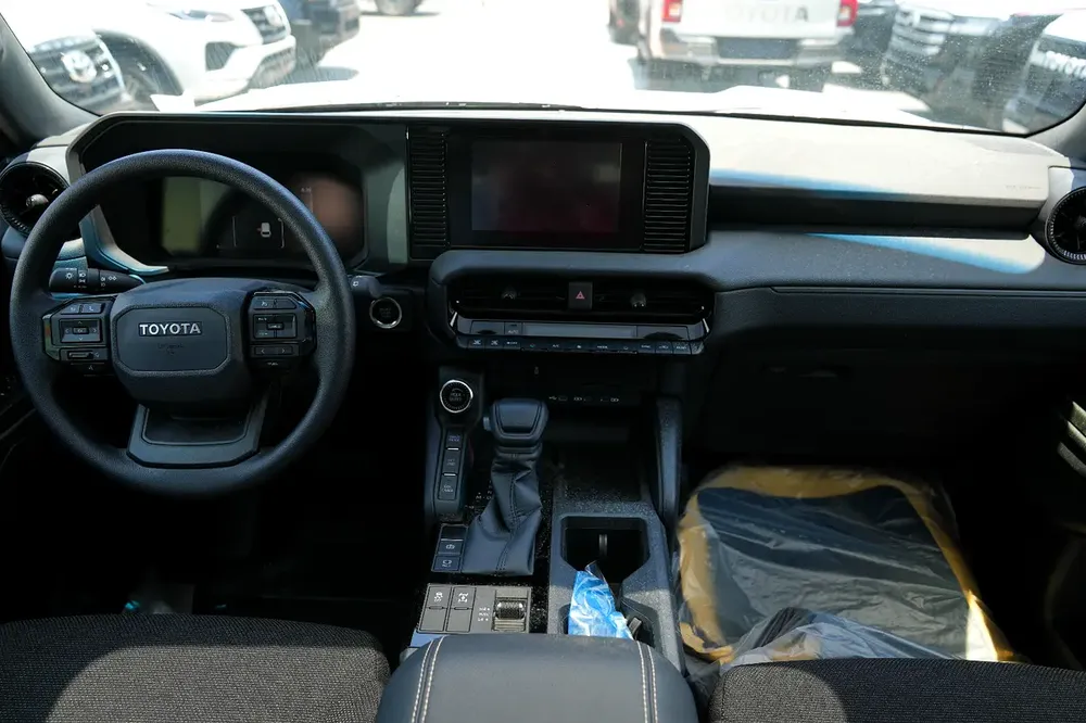 Toyota Prado All-rounder 2.8 DSL 2026 GCC Specs - Image 17