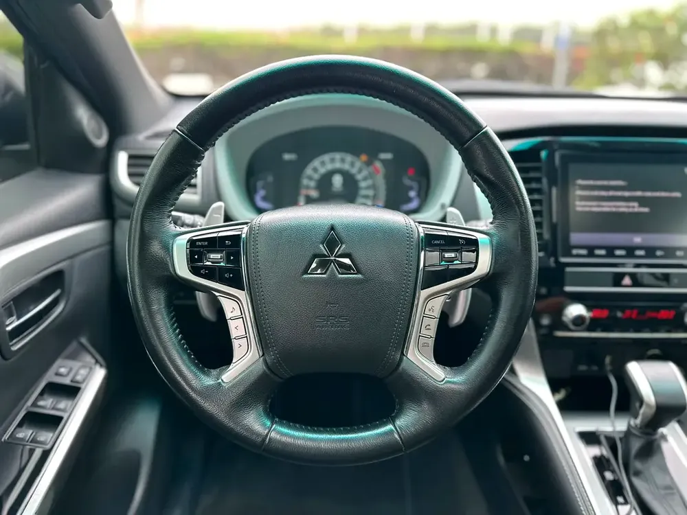 Mitsubishi Montero Sport Signature Edition 2022 - GCC Specs - Image 6